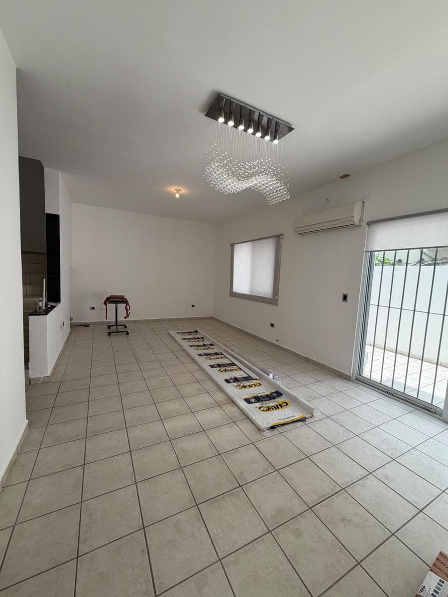 HOUSE FOR RENT IN THE DEL PASEO RESIDENCIAL NEIGHBORHOOD IN SOUTHERN MONTERREY