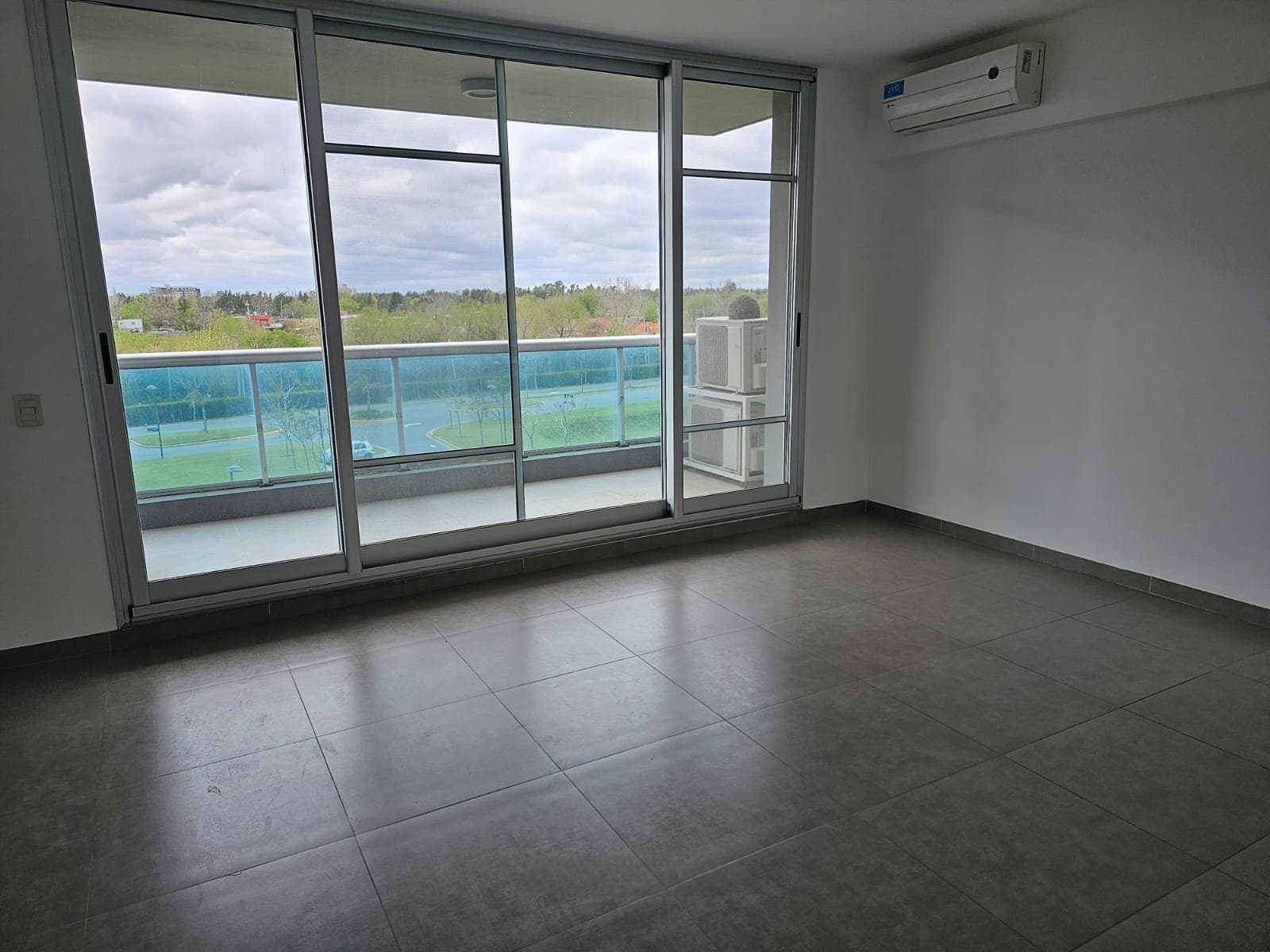2-room apartment in Delta 8, Nordelta
