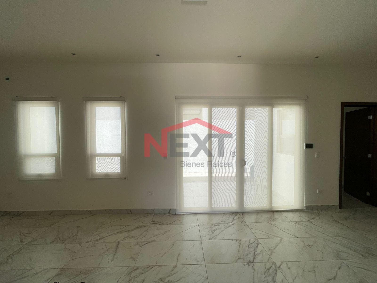 HOUSE FOR RENT IN BASALTO RESIDENCIAL