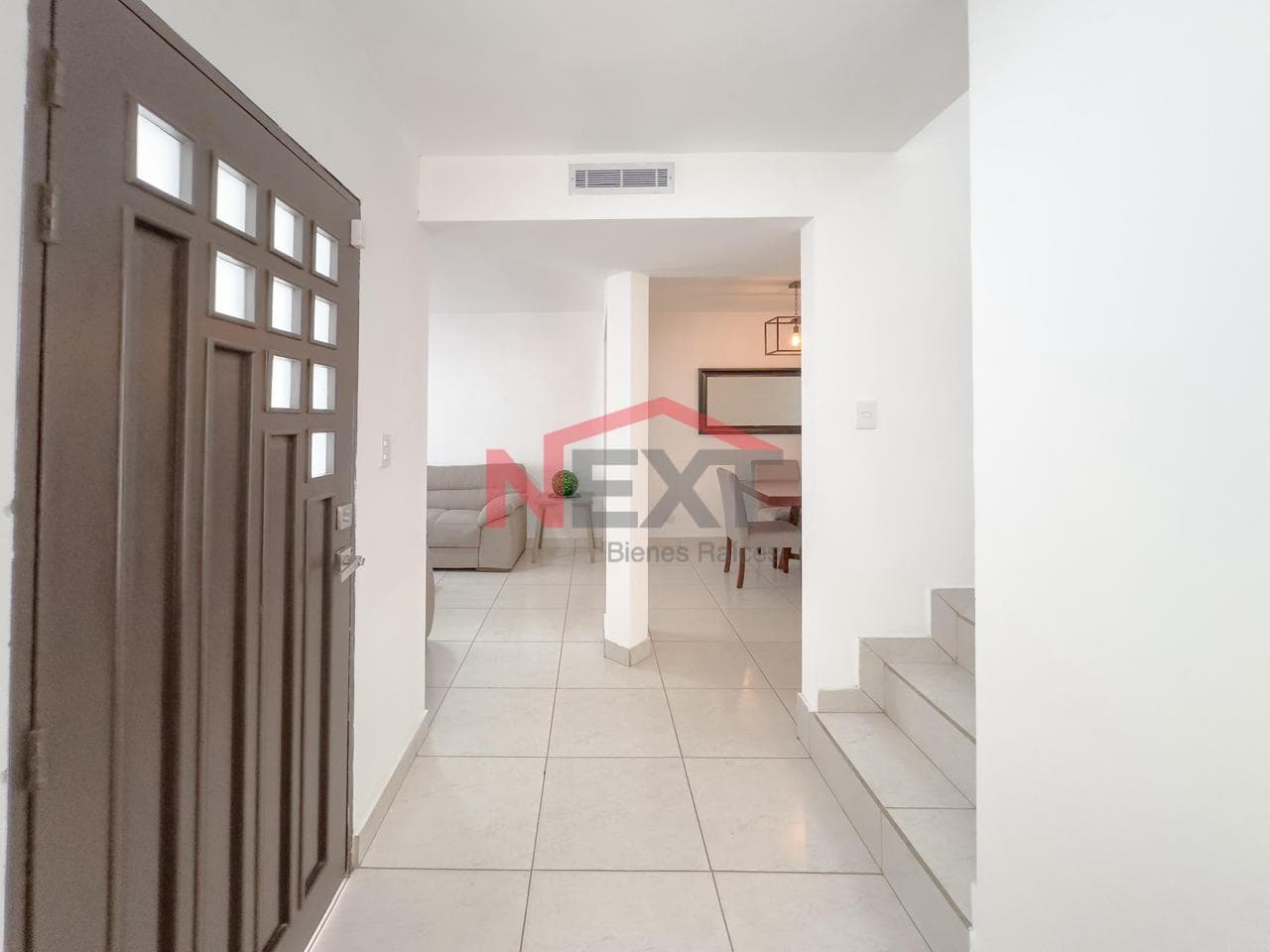 HOUSE FOR RENT IN LOS PORTALES