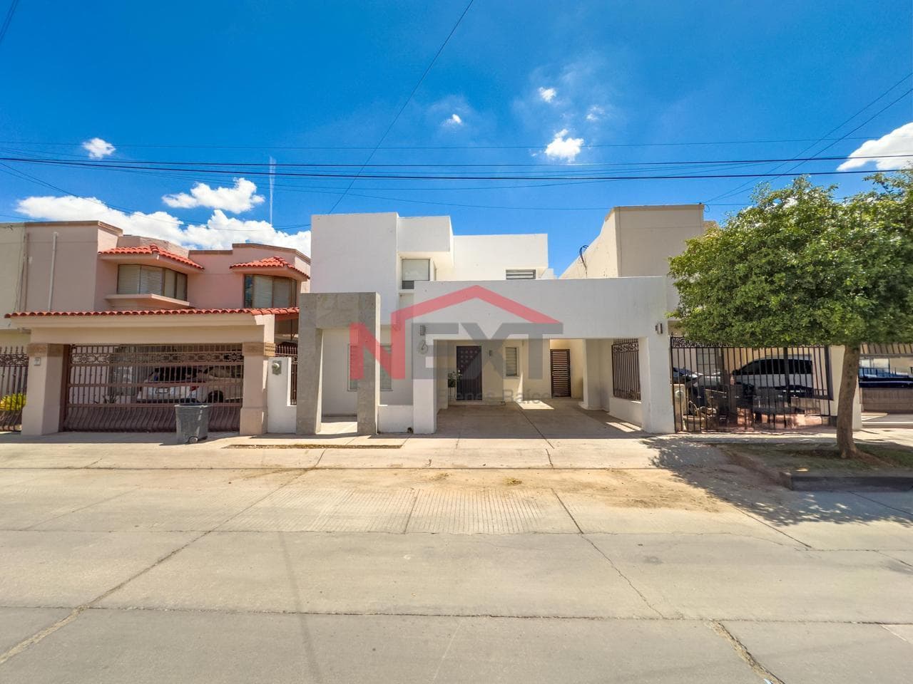 HOUSE FOR RENT IN LOS PORTALES