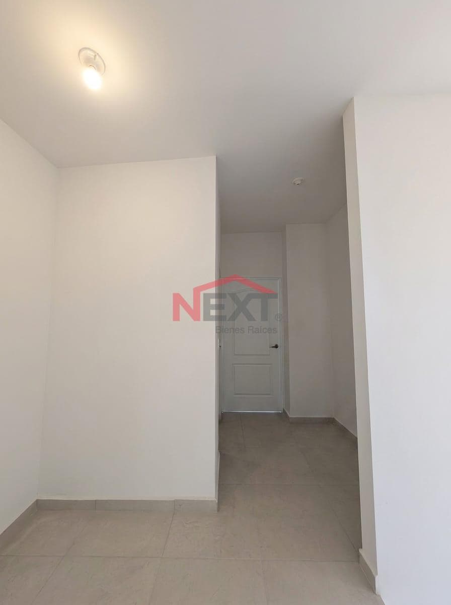 HOUSE FOR SALE IN THE CATANIA RESIDENTIAL AREA
