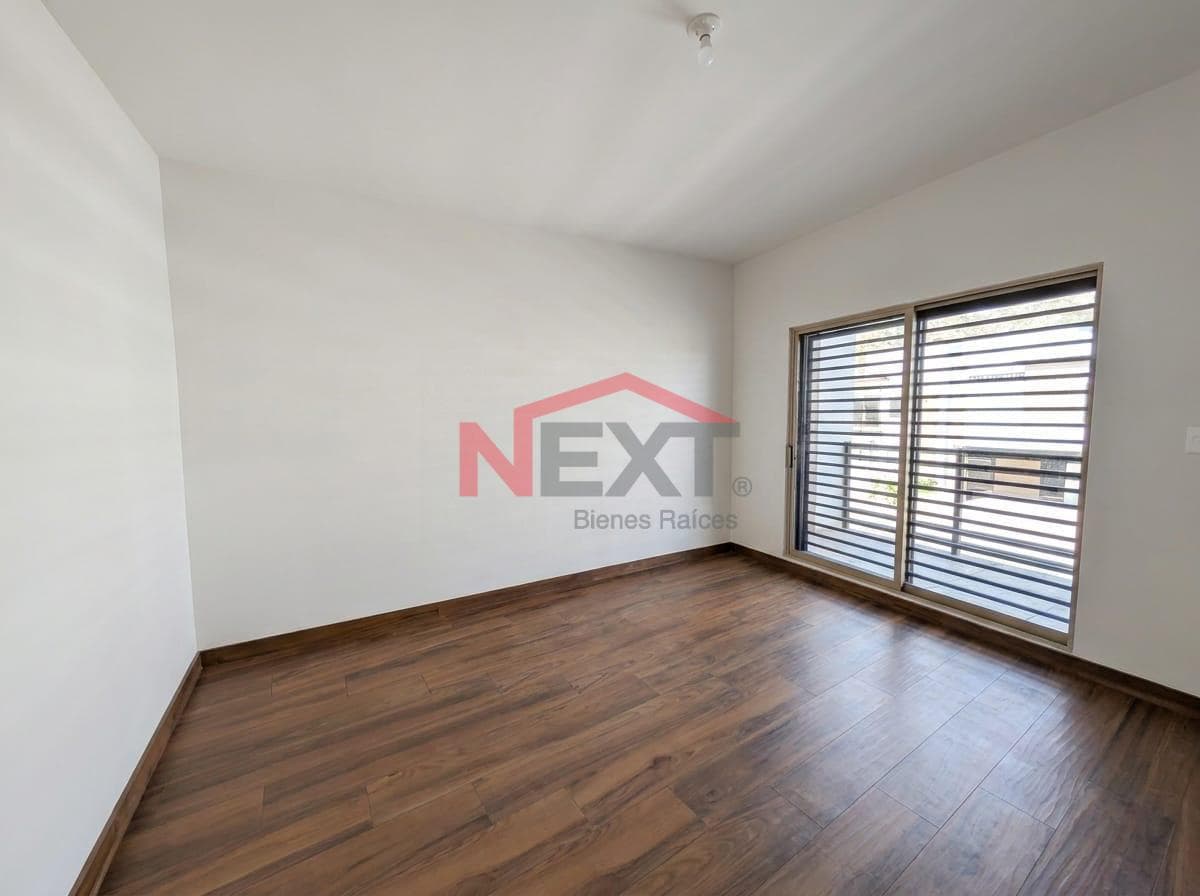 HOUSE FOR SALE IN THE CATANIA RESIDENTIAL AREA