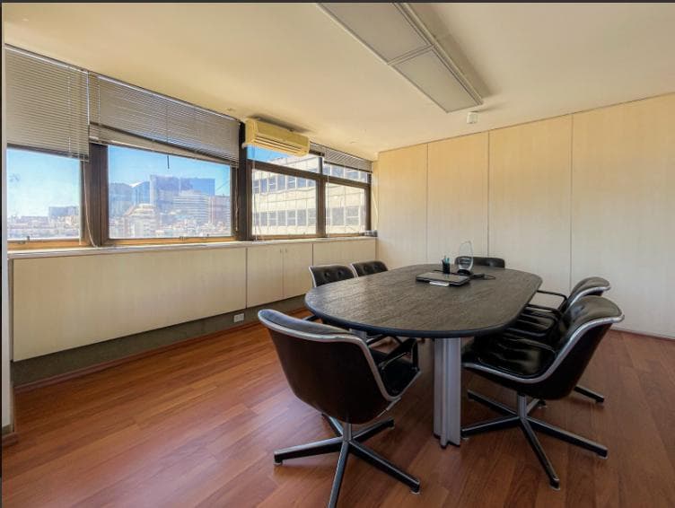 Office in Downtown (Federal Capital)
