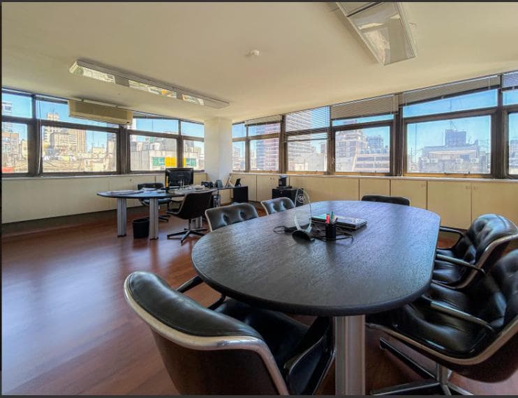 Office in Downtown (Federal Capital)
