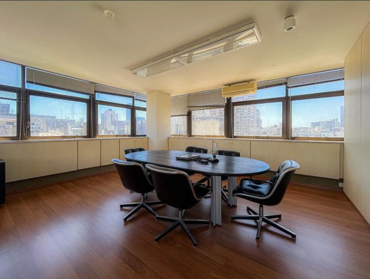 Office in Downtown (Federal Capital)