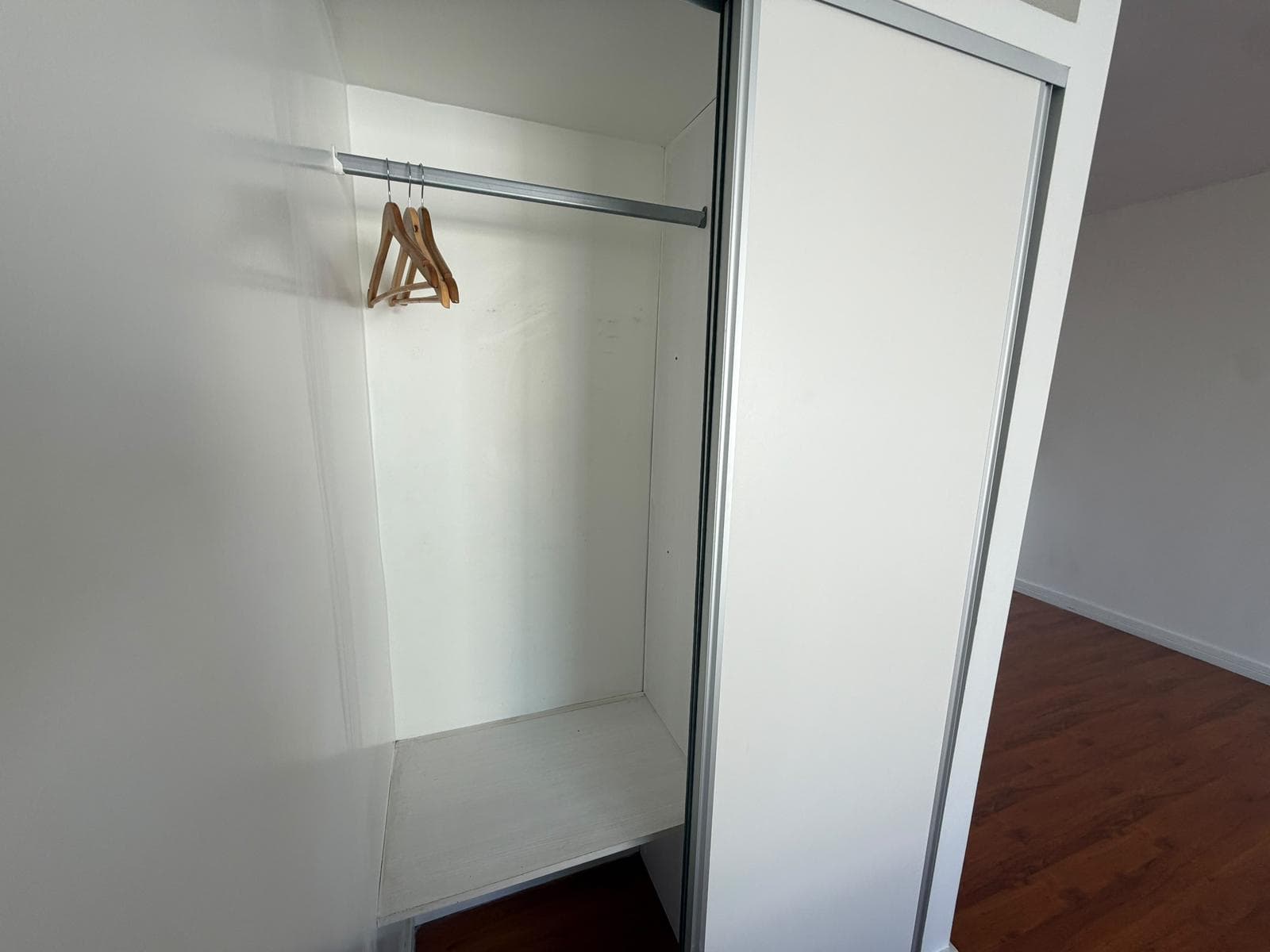 Baez and Arevalo - Very Spacious Studio for Rent, Fully Furnished - Cañitas