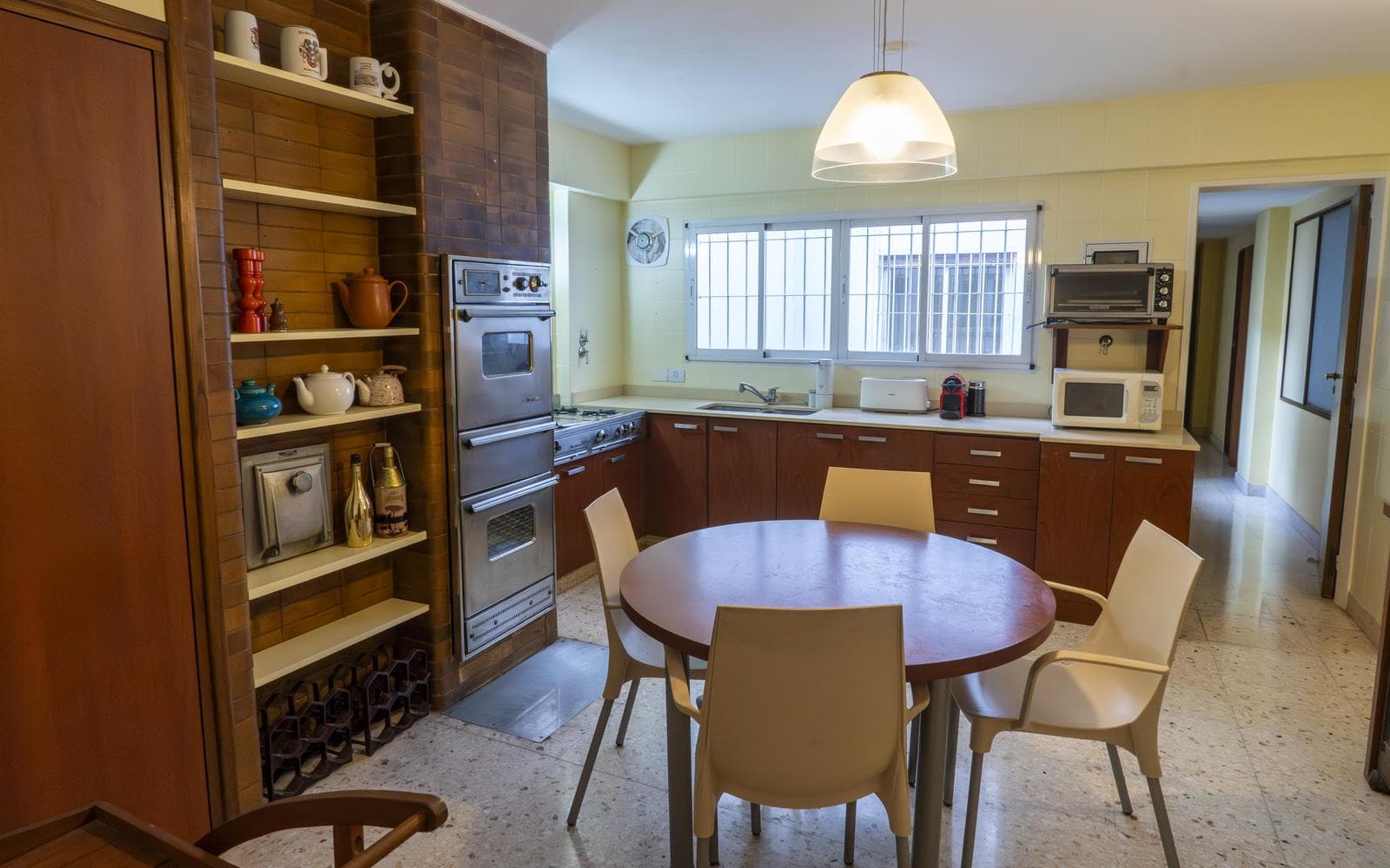 Apartment for sale in Belgrano R: 4 bedrooms plus a utility room and garage