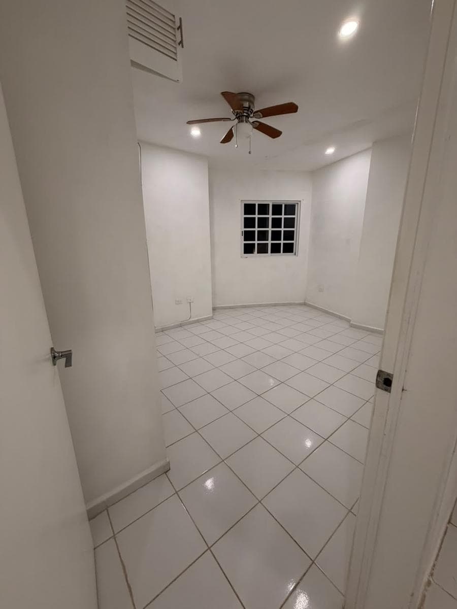 DEPARTAMENTO EN RENTA VALLE REAL AV HUAYACAN CANCUN SUPMZ 57