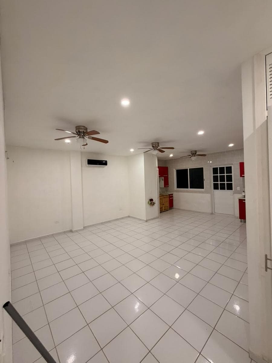 DEPARTAMENTO EN RENTA VALLE REAL AV HUAYACAN CANCUN SUPMZ 57