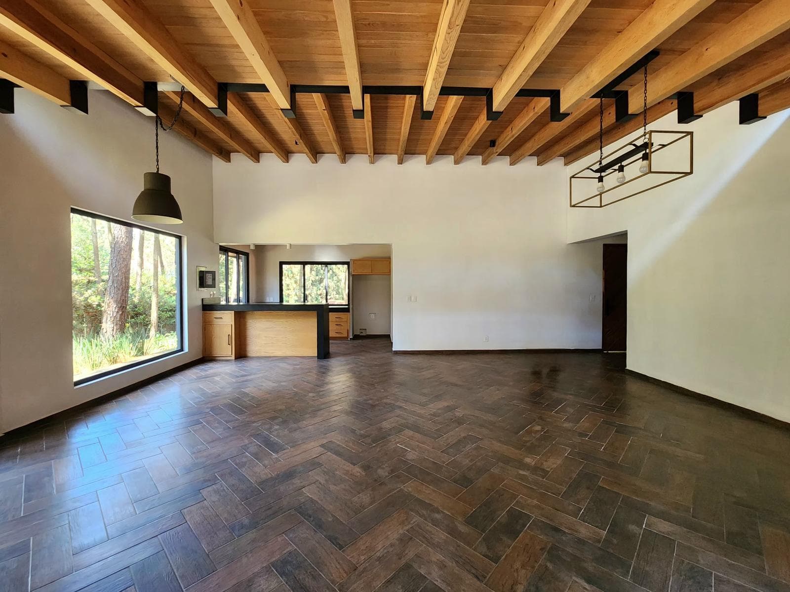 House for Sale in Cerro Gordo, Valle de Bravo
