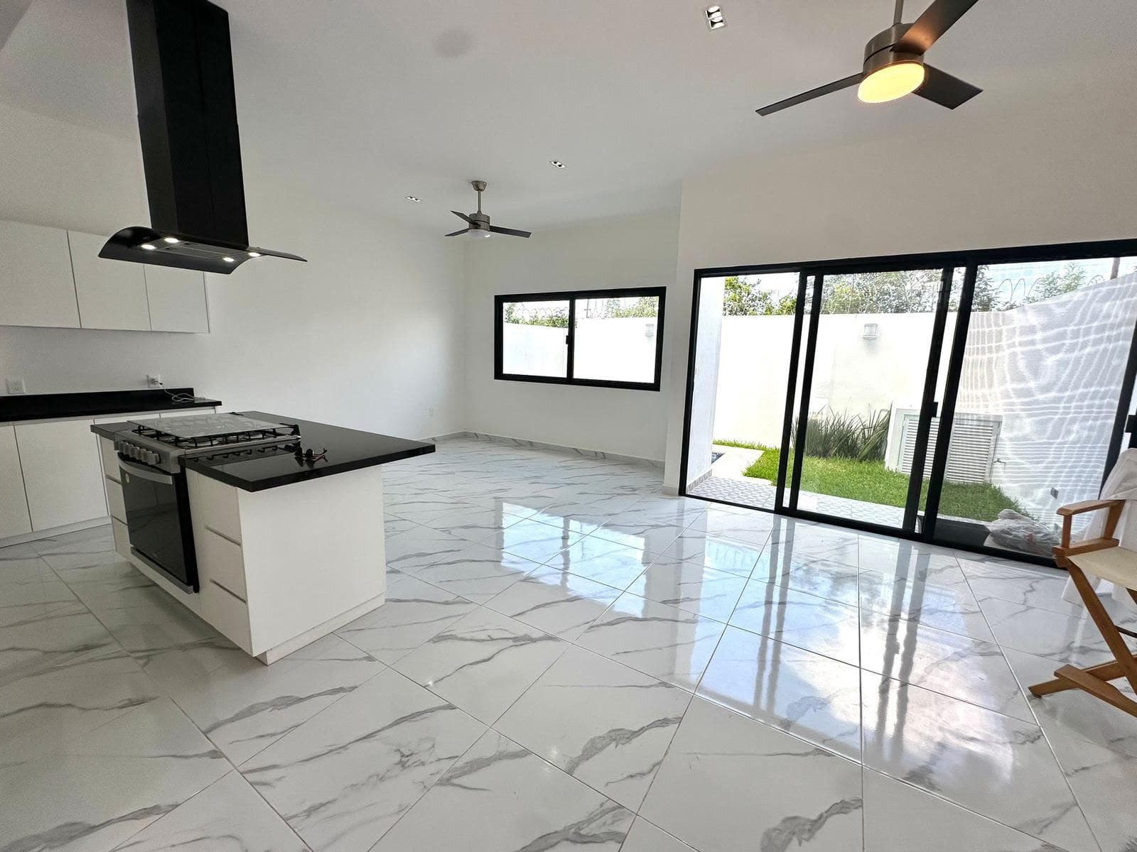 ARBOLADA RESIDENTIAL House