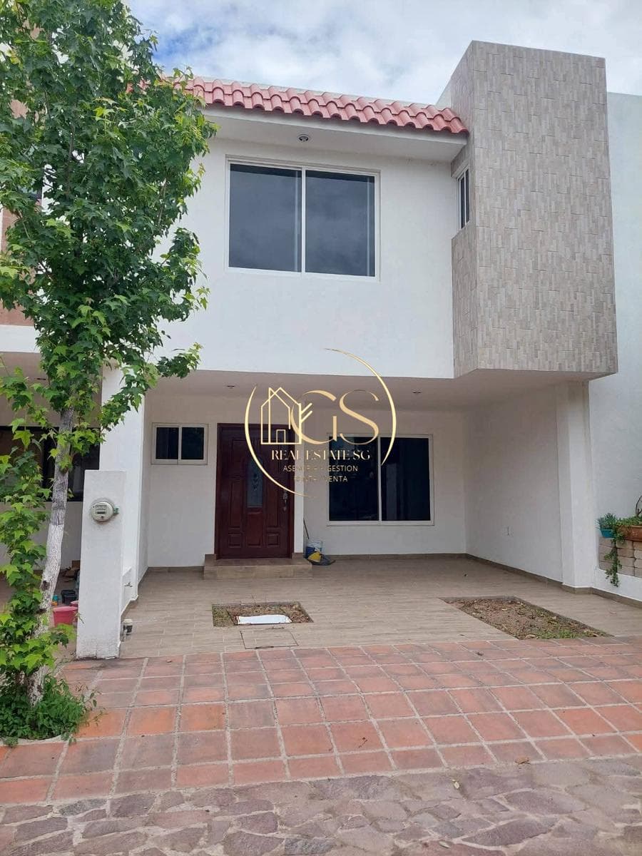 HOUSE FOR SALE IN PEDREGAL DE SAN ANGEL