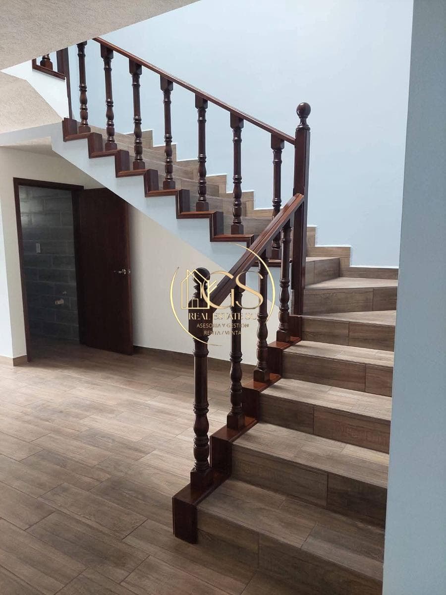 HOUSE FOR SALE IN PEDREGAL DE SAN ANGEL