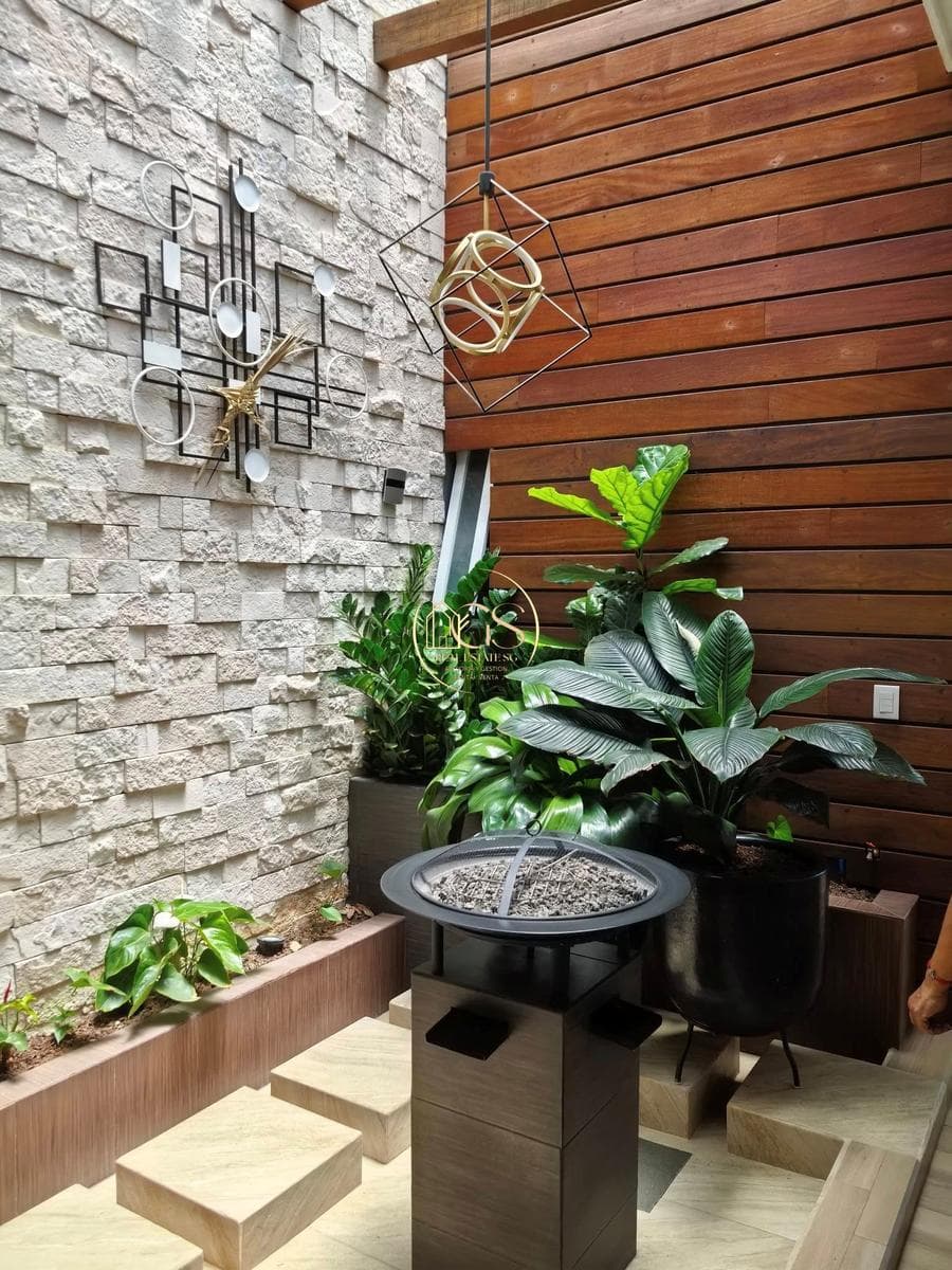 HOUSE FOR SALE IN ZANÁ, CELAYA RESIDENTIAL AREA