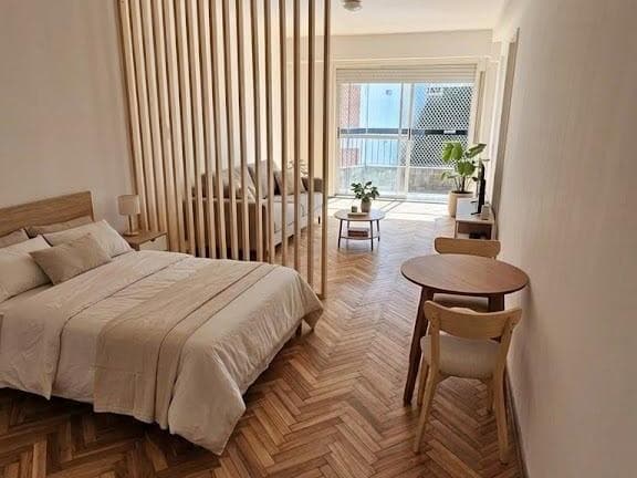 FOR SALE - Impeccable studio apartment on the 7th floor, facing the street! PALERMO