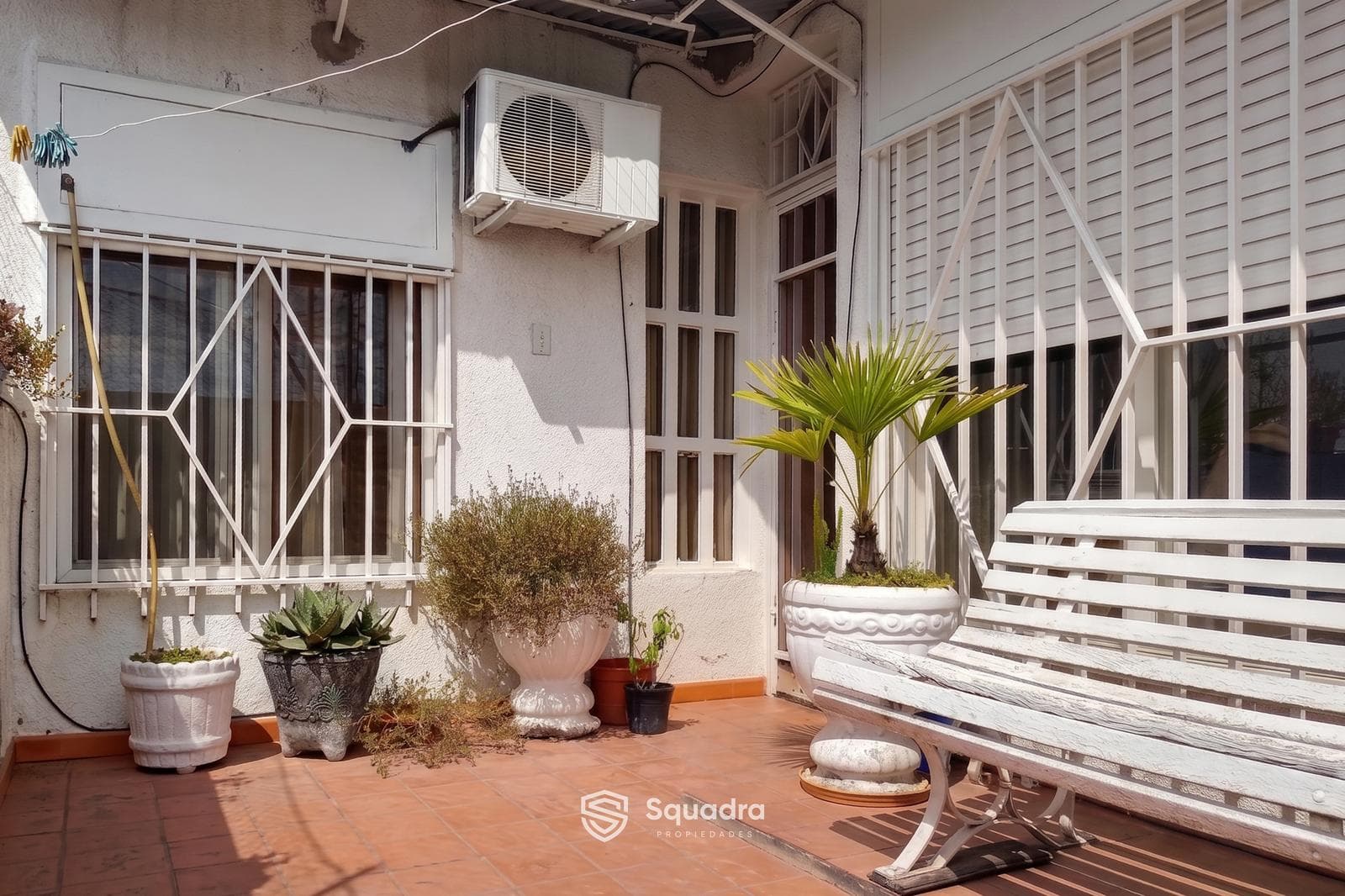 FOR SALE - 3-bedroom house with outdoor kitchen and grill - General José de San Martín neighborhood, Rosario.