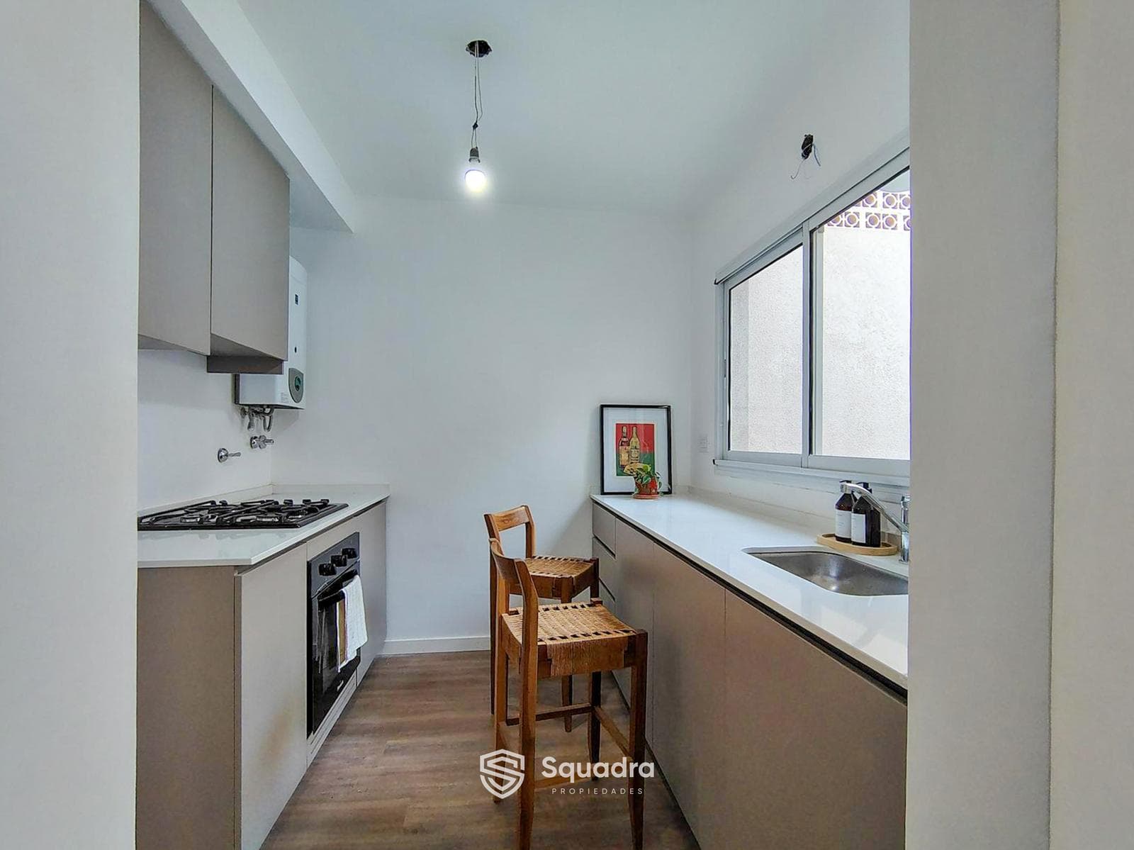FOR SALE | TRADE - 2-bedroom house with a hallway, 2 patios, and a terrace - Lourdes neighborhood, Rosario.
