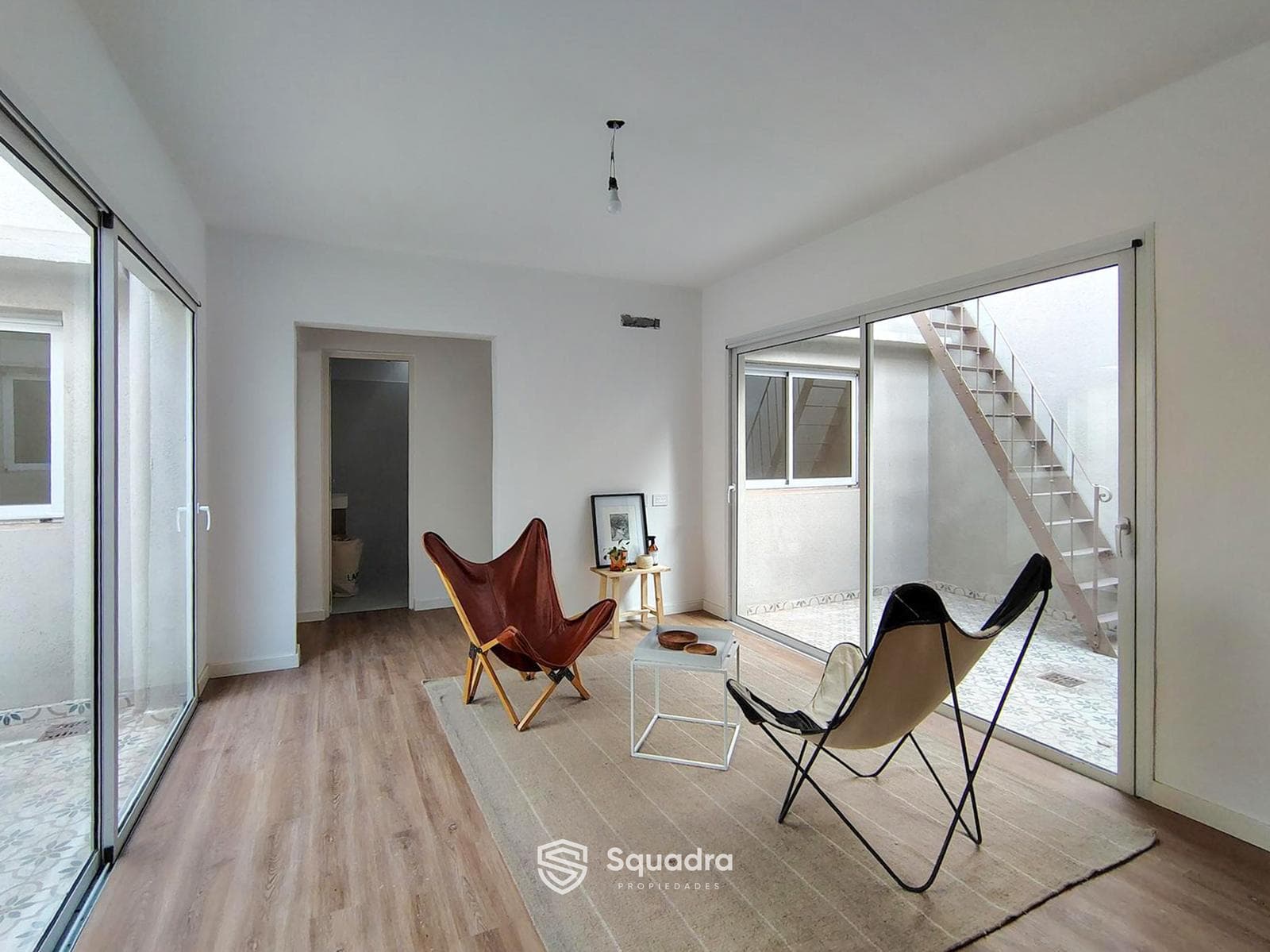 FOR SALE | TRADE - 2-bedroom house with a hallway, 2 patios, and a terrace - Lourdes neighborhood, Rosario.