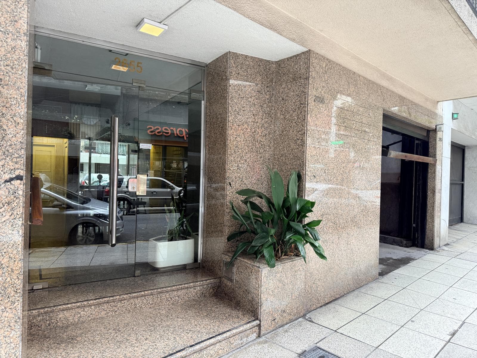 Departamento en VENTA 2 ambientes con balcón Recoleta