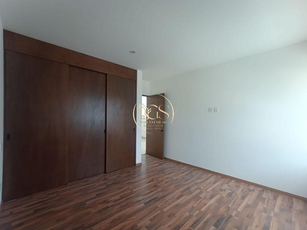 HOUSE FOR SALE IN PUNTARENA, CELAYA