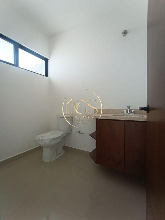 HOUSE FOR SALE IN PUNTARENA, CELAYA