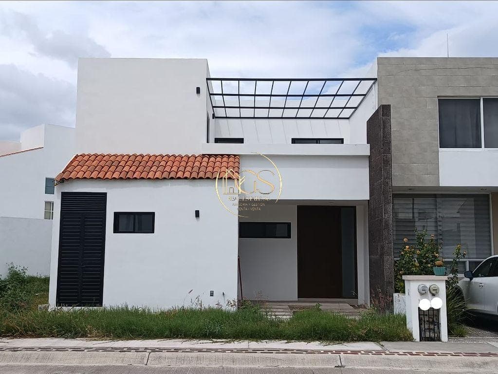 HOUSE FOR SALE IN PUNTARENA, CELAYA
