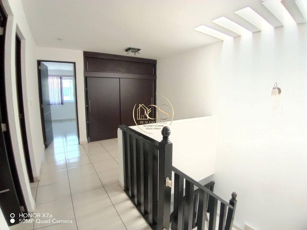 HOUSE FOR SALE IN VILLAS VICENZA, CELAYA