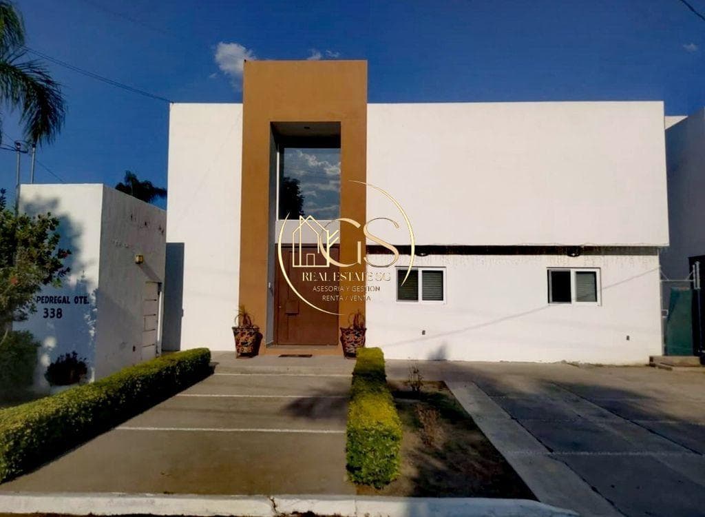HOUSE FOR SALE IN QUINTAS SANTA MARIA, CELAYA