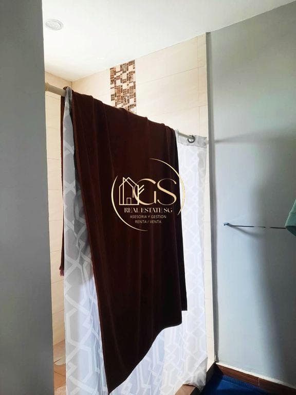 HOUSE FOR SALE IN QUINTAS SANTA MARIA, CELAYA
