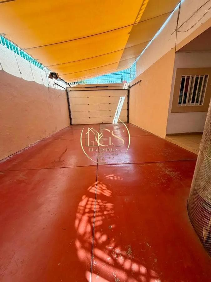 HOUSE FOR SALE IN ARBOLEDAS, CELAYA