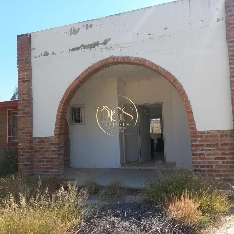 HOUSE FOR SALE IN PRADERAS DE LA HACIENDA, CELAYA
