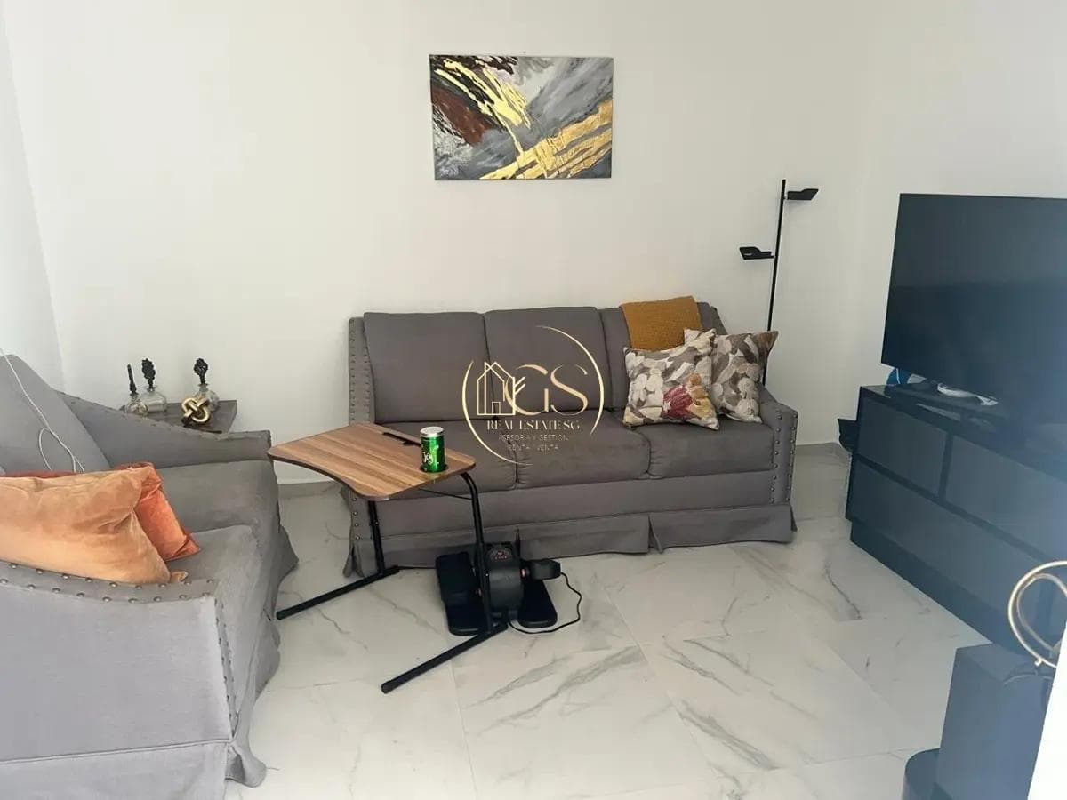 HOUSE FOR SALE IN THE LAS QUINTAS SUBDIVISION, CELAYA