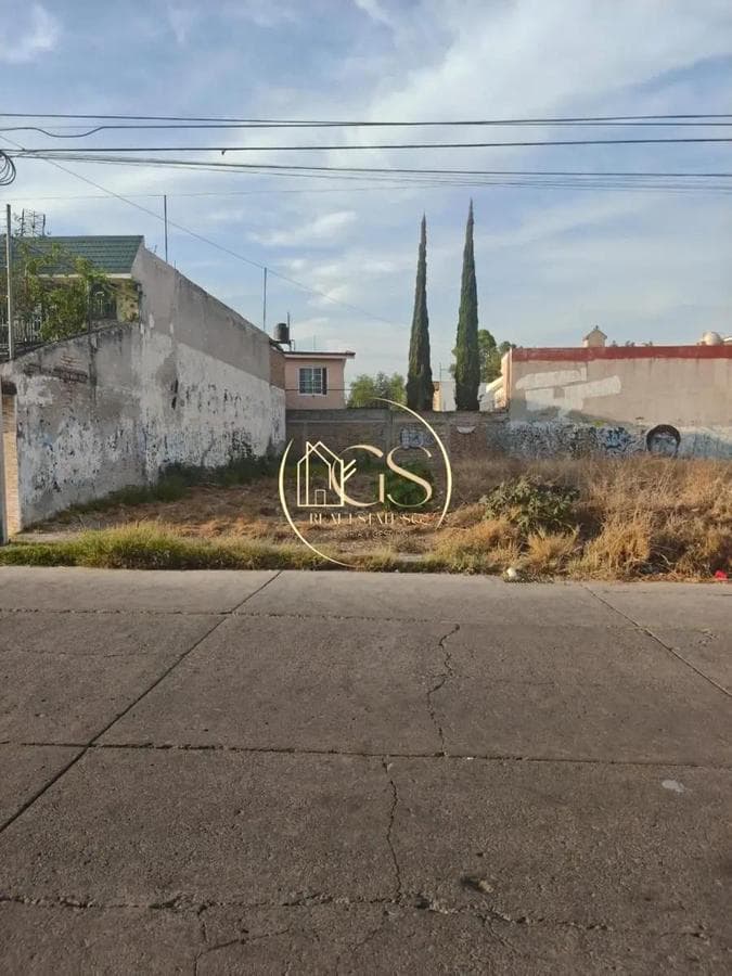 LAND FOR SALE IN JARDINES, 3RD SECTION, CELAYA