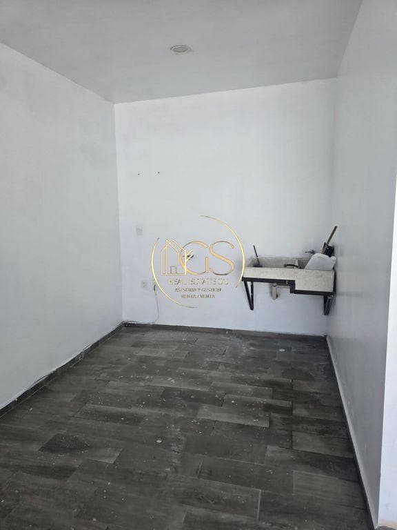 HOUSE FOR SALE IN VILLAS DEL ROMERAL, CELAYA
