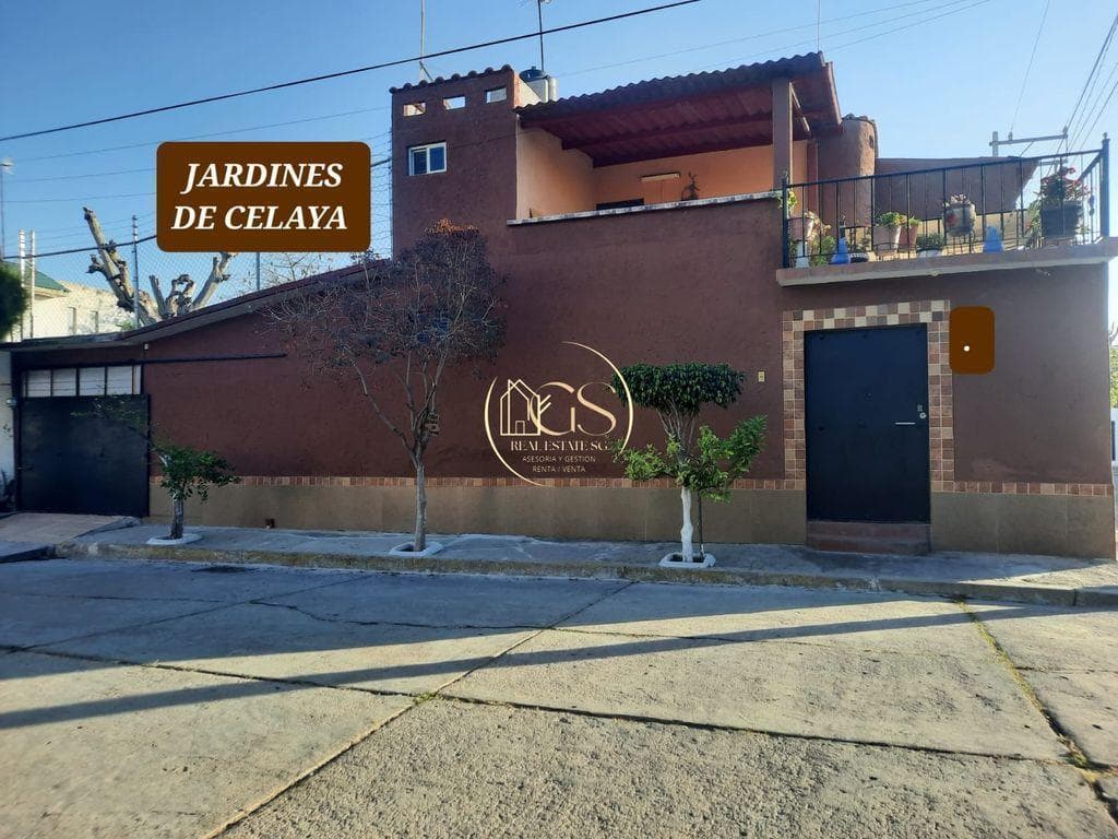 House for sale in Jardines 3ra Sección, Celaya
