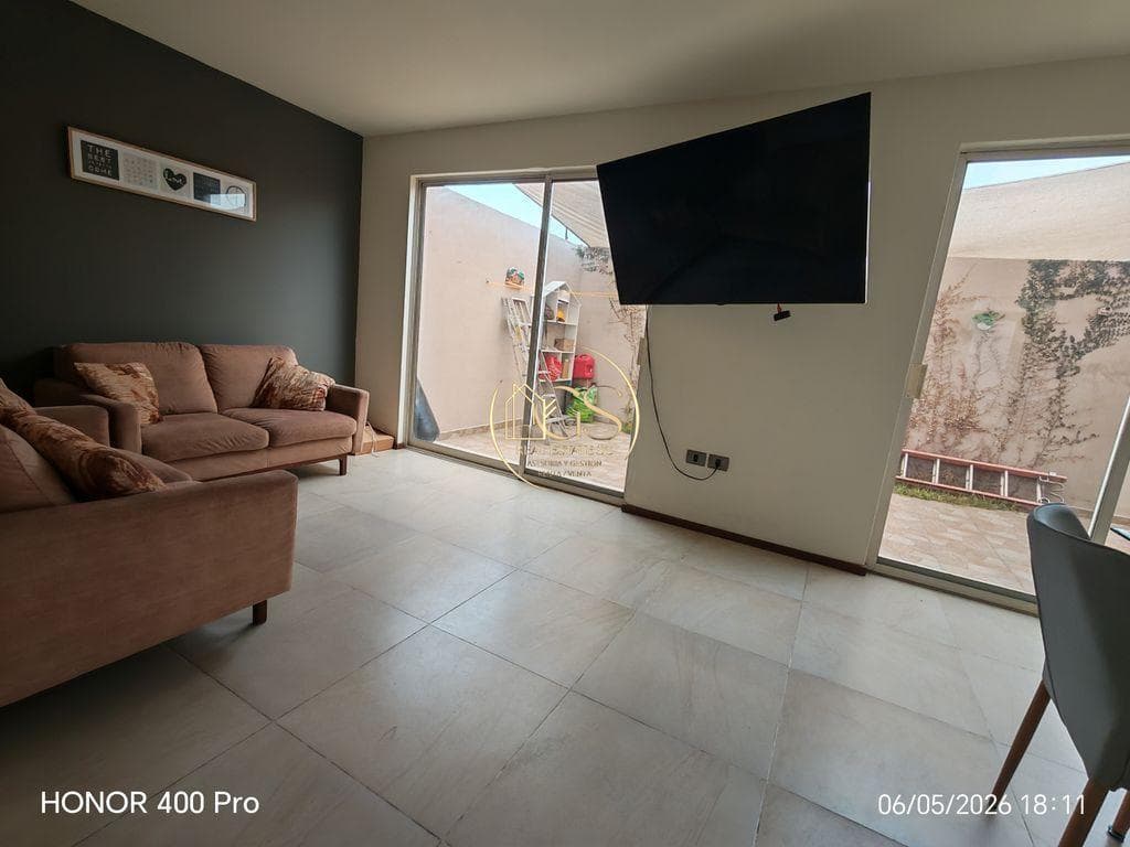 HOUSE FOR SALE ON SENDA REAL, CELAYA