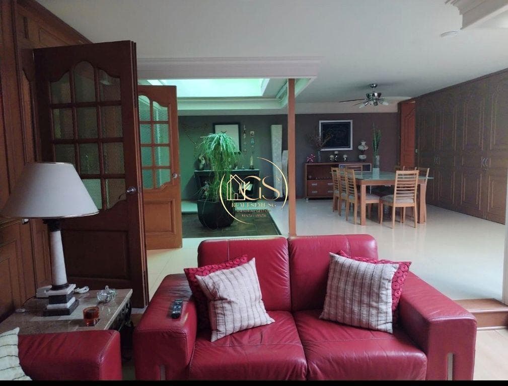 HOUSE FOR SALE IN ALAMEDA CELAYA
