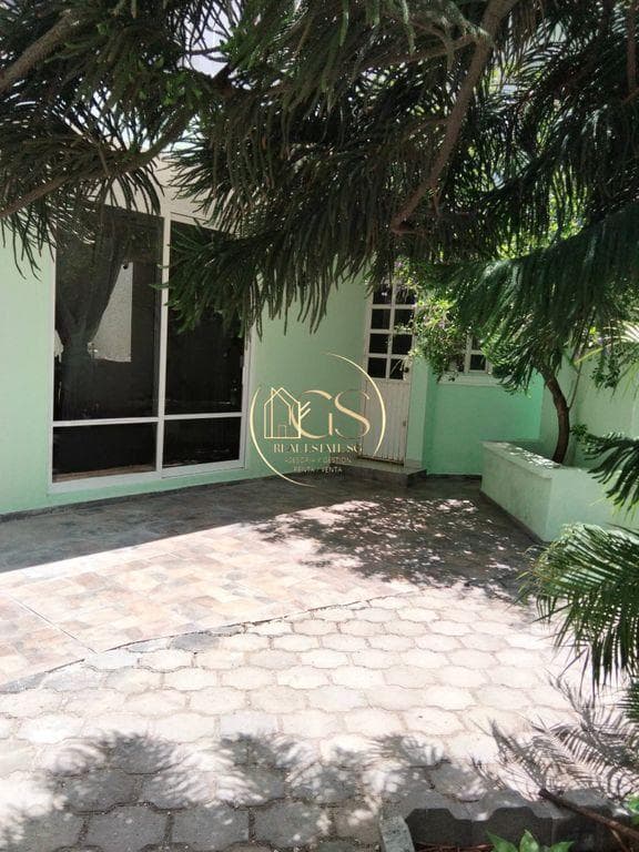 HOUSE FOR SALE IN COLONIA DEL PARQUE, CELAYA