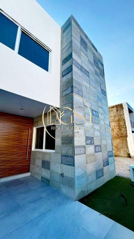 HOUSE FOR SALE IN ZANÁ, CELAYA RESIDENTIAL AREA