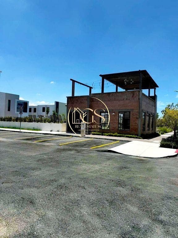 HOUSE FOR SALE IN THE CELAYA RESIDENTIAL RESORT
