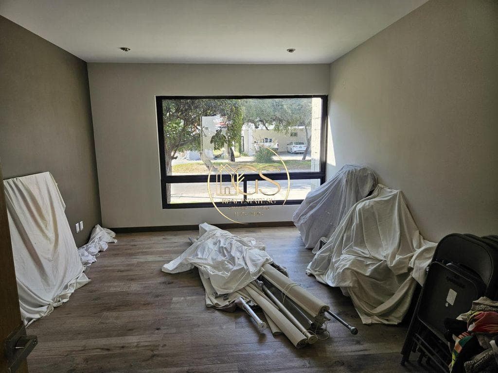 HOUSE FOR SALE IN SAN LORENZO, CELAYA RESIDENTIAL AREA