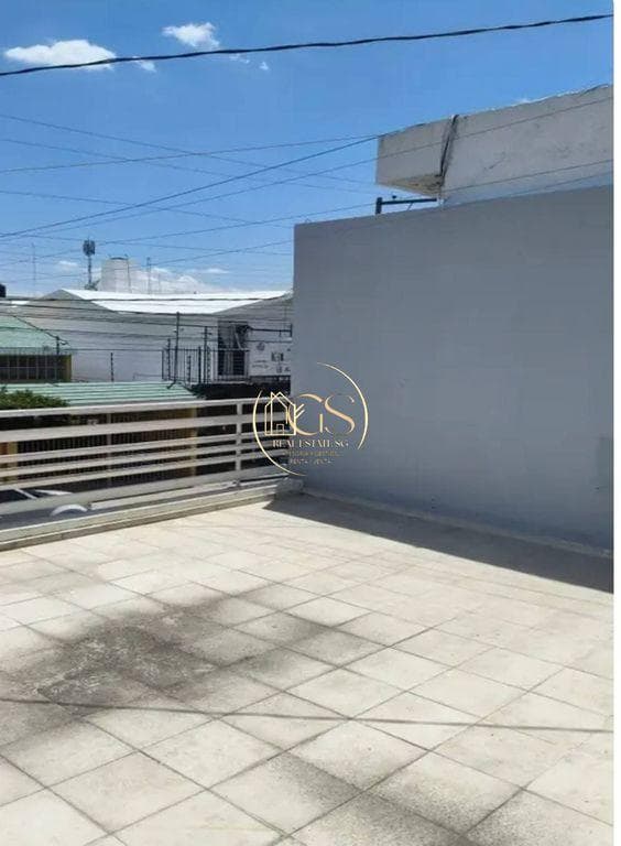 HOUSE FOR SALE IN ALAMEDA CELAYA