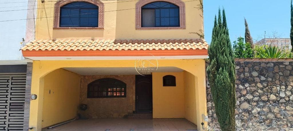 PRIVATE HOUSE FOR RENT IN RIO LERMA, CELAYA