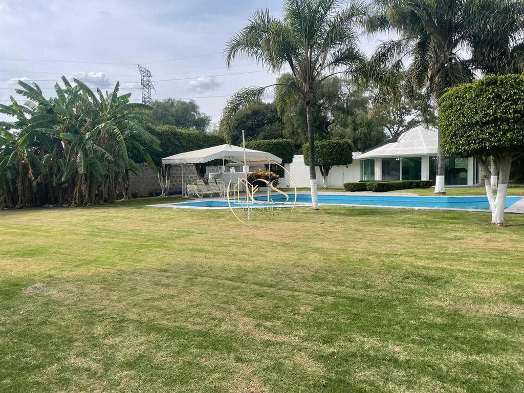 PROPERTY FOR SALE IN PRADERAS DE LA HACIENDA CELAYA