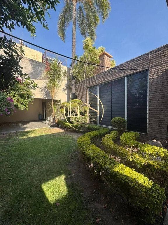 HOUSE FOR SALE IN ALAMEDA CELAYA