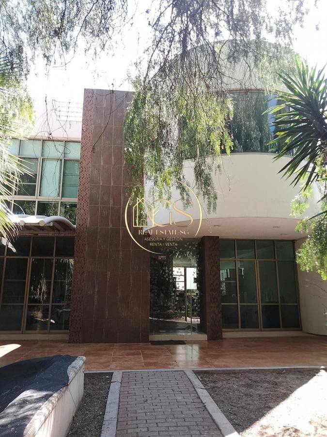 HOUSE FOR SALE IN ARBOLEDAS, 1ST SECTION, CELAYA