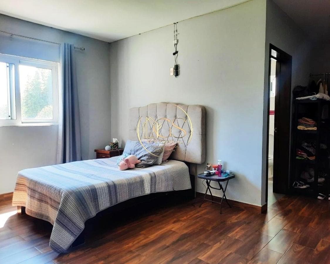 HOUSE FOR SALE IN QUINTA SANTA MARIA, CELAYA