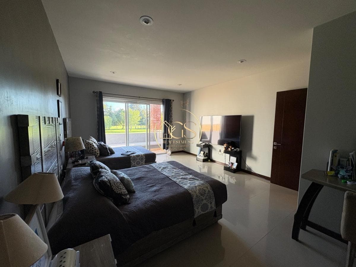 HOUSE FOR SALE IN EL CAMPESTRE, CELAYA