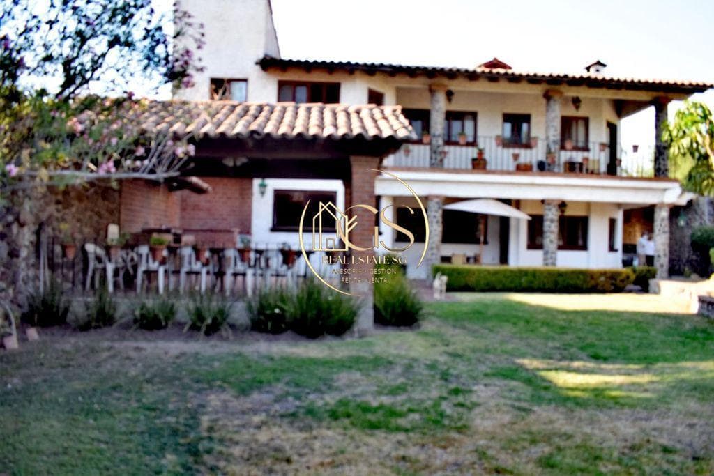 HOUSE FOR SALE IN PRADERAS DE LA HACIENDA, CELAYA